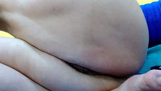 thebesthairypussy2 (F mature) - FISTING AND SQUIRT