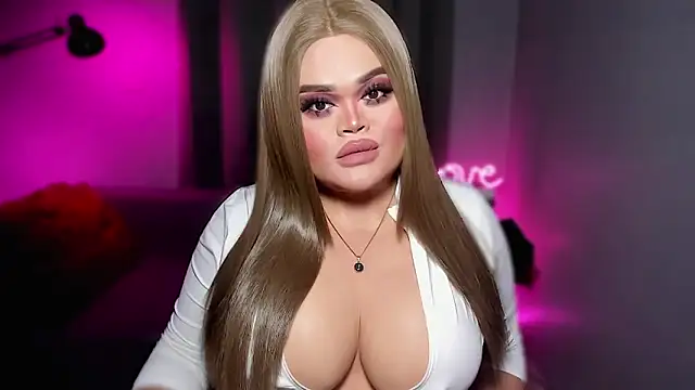 BelindaLove live sex cam