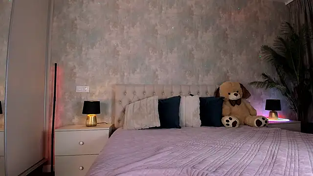 rai_raisa - Rai_Raisa's free webcam - UK Sex Cams