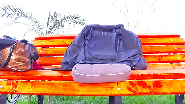 publicbiglabia - PublicBigLabia's free webcam - UK Sex Cams