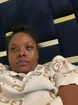 dellah27 (F young) - Finger +squirts 🤭🌹🌹