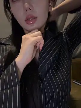 美女jiajia_L在线直播