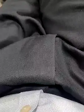 boyfrommum_bai (M young) - Make me Nude😅😅😋😋😋