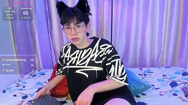 demian_hush (M twink) - spank my ass !!