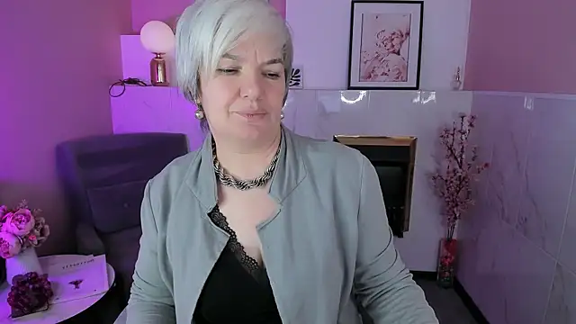 CarmenSoft live sex cam