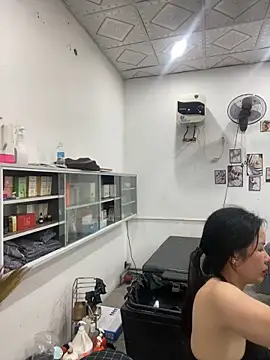 ivy_trix2 - Ivy_Trix2's free webcam - UK Sex Cams