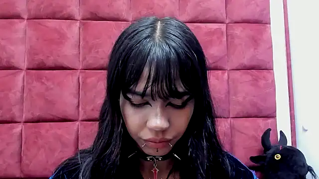 dakotalucifena - DAKOTALUCIFENA's free webcam - UK Sex Cams