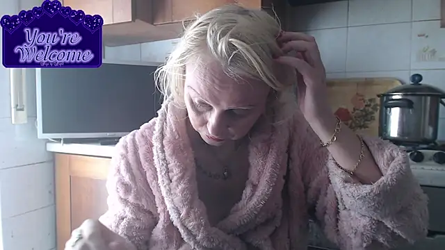 martachatte live cam profile