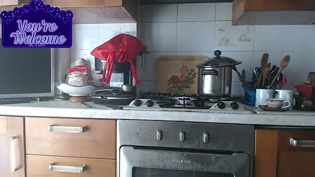 martachatte - Martachatte's free webcam - UK Sex Cams