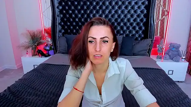 rebecca_diamond - Rebecca_Diamond's free webcam - UK Sex Cams