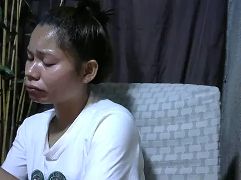 Sweeetgurll live sex cam