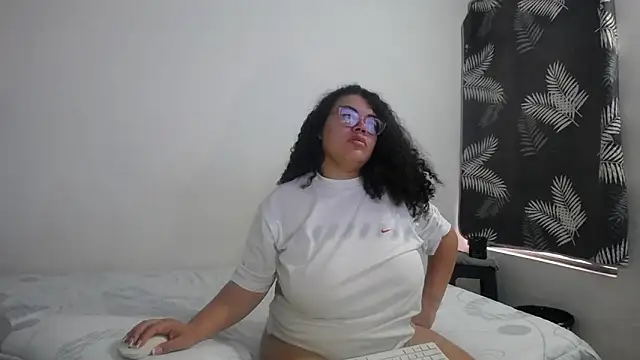 mabigomez00 - Mabigomez00's free webcam