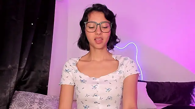 londonttipton - Londonttipton's free webcam