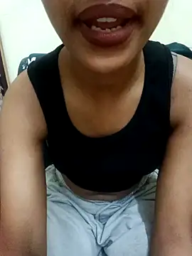 Webcam Model (MAYA_BED_GIRL)  is live.Free join now!