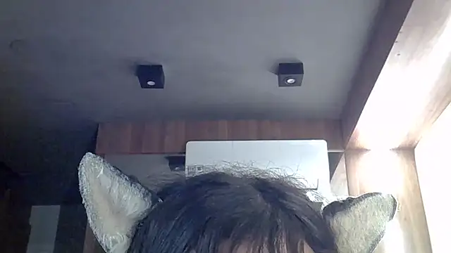 skinnykitten - SkinnyKitten's free webcam - UK Sex Cams