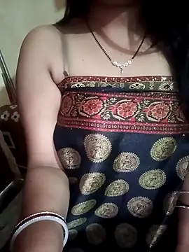 hote_model2424 - Hote_Model2424's free webcam