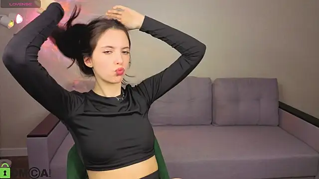 elise_robbie - Elise_robbie's free webcam