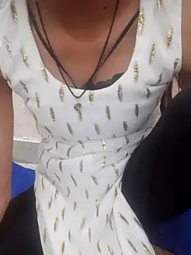 Webcam Model (Khushi_rani) is live