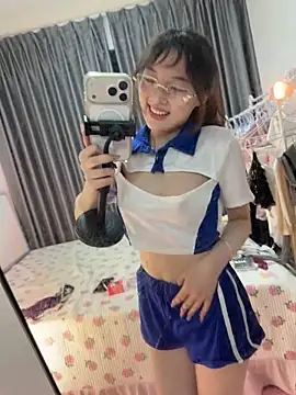 美女meimei_x在线直播