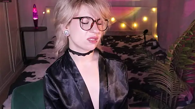 _moonlight_t - _Moonlight_t's free webcam - UK Sex Cams