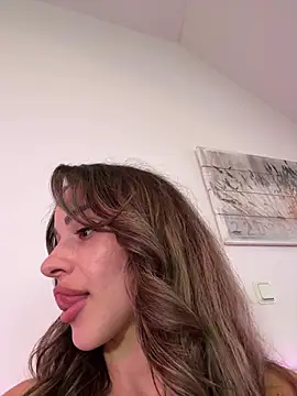 -alisa - -Alisa's free webcam - UK Sex Cams