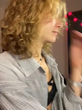 __grace__ - __grace__'s free webcam - UK Sex Cams