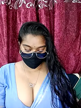 Webcam Model (Jasmine_jaaan)  is live.Free join now!