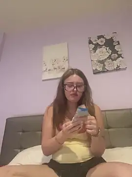 cherryrosealiee webcam