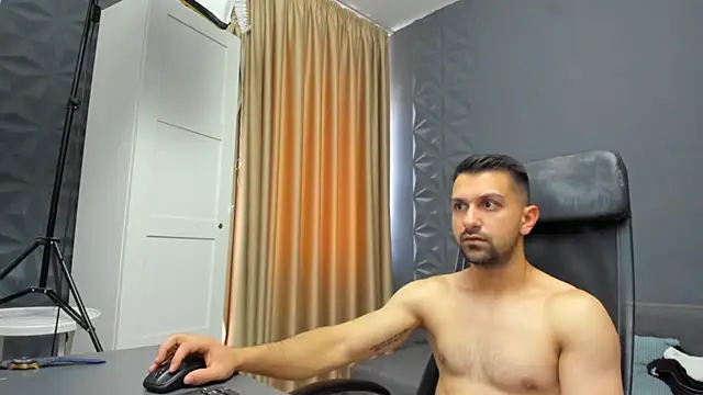 brycereign - BryceReign's free webcam - UK Sex Cams