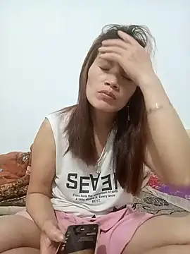 nangmo - Nangmo's free webcam - UK Sex Cams