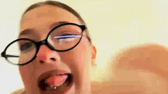 jammiemickiewicz - JammieMickiewicz's free webcam - UK Sex Cams