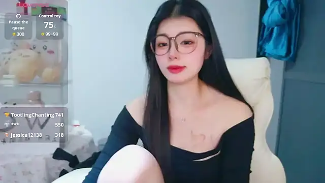 -xiaoyu-777 - -XiaoYu-777's free webcam