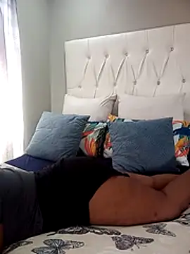 SQUITBOOTY live cam profile