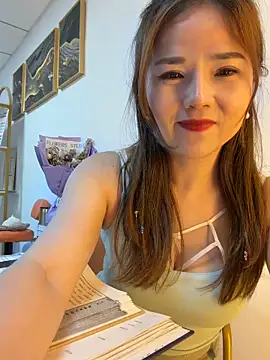 美女Xiaoxiao-y在线直播