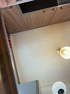 Webcam Model (Hotmomcheckk_) is live