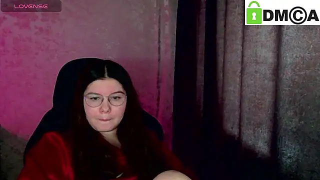 holy_michela - Holy_michela's free webcam