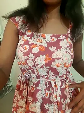 navya67 - Navya67's free webcam