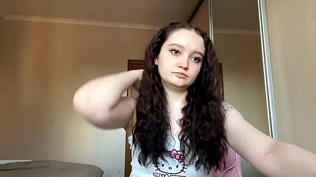 trulaphay - TrulaPhay's free webcam