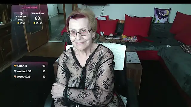 heisseomaoriginal - HeisseomaOriginal's free webcam