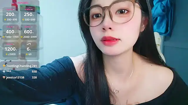 -xiaoyu-777 - -XiaoYu-777's free webcam