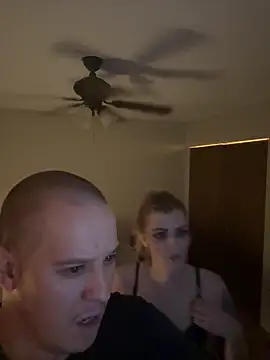 t-marriedandmessy-k - T-MarriedAndMessy-K's free webcam