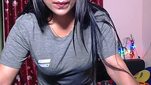 sexyliza_0 - Sexyliza_0's free webcam