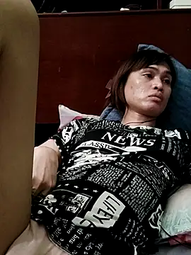 queensoreal (Ask my age) - make me happy ,naked and cum