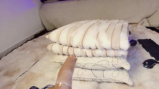 madeline_dreams - Madeline_Dreams's free webcam - UK Sex Cams