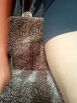 itz_me_jasmine - Itz_me_Jasmine's free webcam - UK Sex Cams