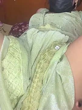 cuti-naina - CUTI-NAINA's free webcam - UK Sex Cams