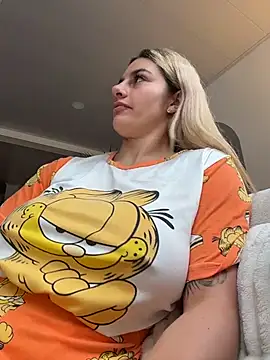 AtheneaRossi live sex cam