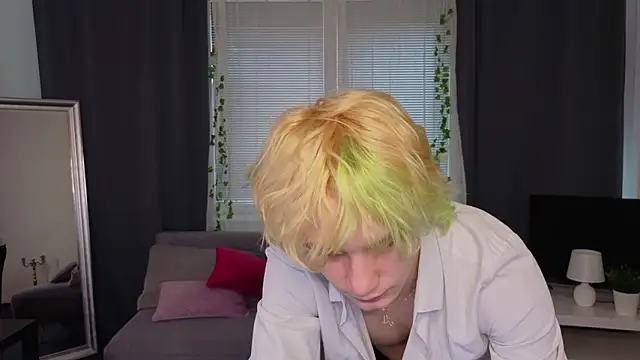 jamemiller (M twink) - naked dance