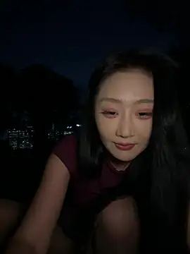 so-linger live sex cam