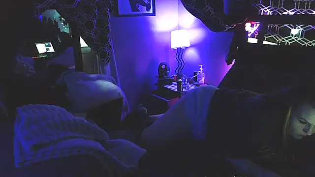 RubyRose33 live sex cam